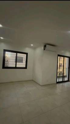 APPARTEMENT STANDING À LOUER À NGOR ALMADIES image 8