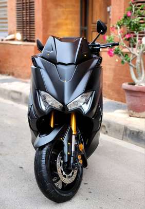 YAMAHA TMAX DX 2019 image 6