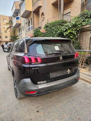 Peugeot 5008 Anné 2018  Automatik gasoil Full Option image 8