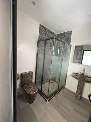 3 Chambres salon à louer à la cité keur Gorgui image 13