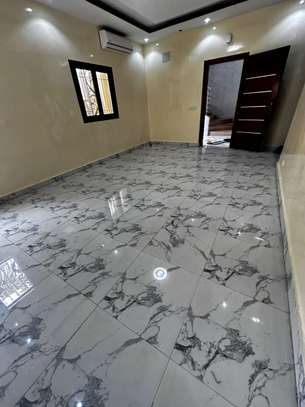 APPARTEMENT A LOUER F4 AU MAMELLES image 3