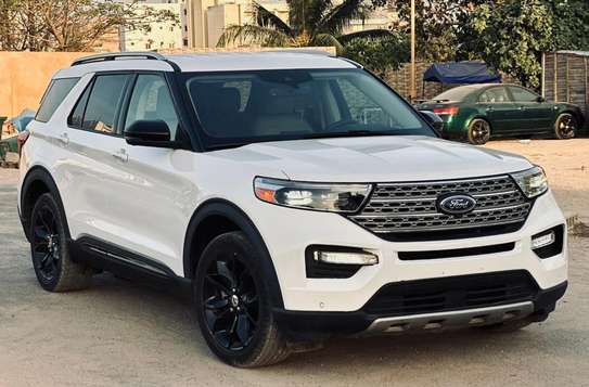 Ford Explorer Limited 2021 image 1