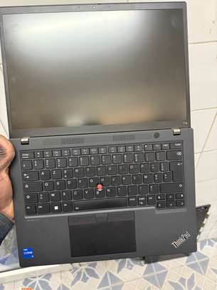 Lenovo T14 douzième gen i5 image 5