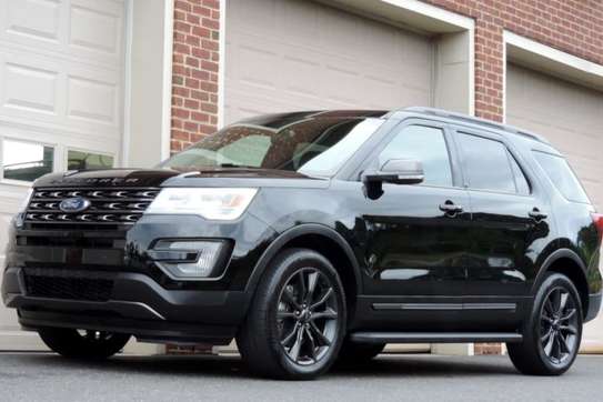 FORD EXPLORER 2017 xlt 4WD 7 places image 6