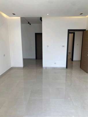 Appartement f4 à louer aux Almadies image 5