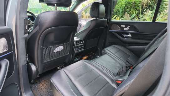 Mercedes Benz GLS 450 2026 image 6