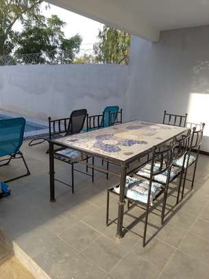 Maison standing 4 chambres 5 salles de bain et wifi ngaparou image 11