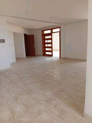 Appartement f4 à louer a Dakar Plateau image 6