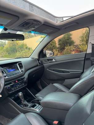 Hyundai Tucson 2.0 image 6