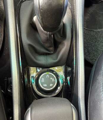 Peugeaut 2008 années 2015  manuel diesel image 10