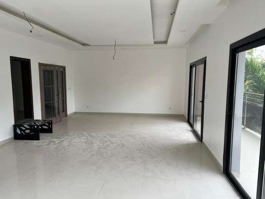 Appartement F4 à louer au point e image 12