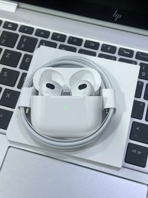 Airpods 3 image 1
