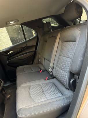 Chevrolet equinox image 5