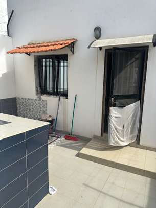 VILLA R+2 A LOUER CITE ISRA 2 image 6
