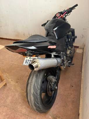 Kawasaki ZR 500cc image 2
