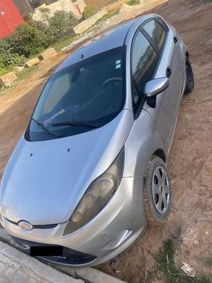 Ford fiesta 2010 image 1