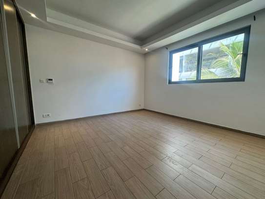 Appartement F4 à louer à Fann Mermoz sur la corniche image 6