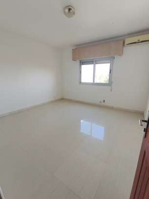 Appartement à la Fenêtre Mermoz image 4