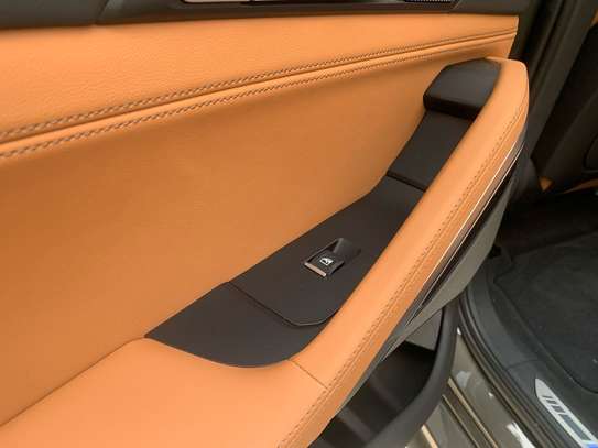 BMW X6 xDrive 40! 2025 image 10