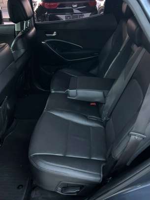 Hyundai Santa Fe 2017 diesel full options image 6