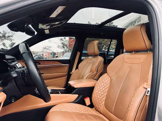 2022 Jeep Grand Cherokee SUMMIT image 5