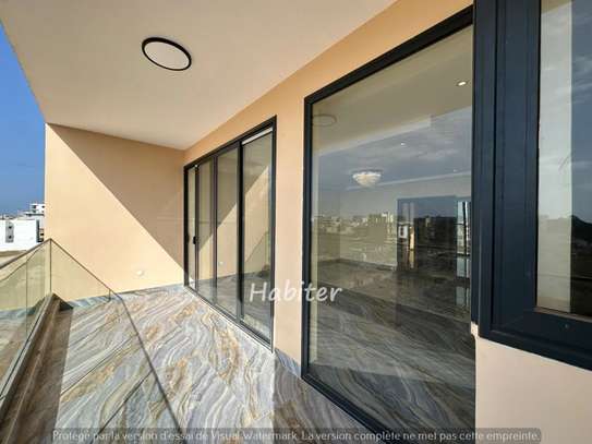 Appartements à louer aux almadies à la zone de recasement image 1