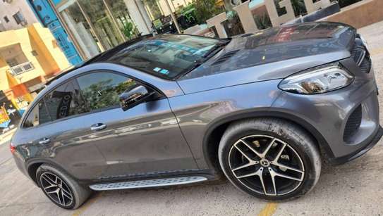 Mercedes-Benz  2019 image 1