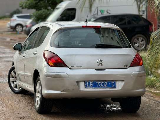 Peugeot 308 image 7