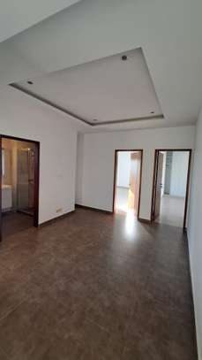APPARTEMENT F4 A LOUER A NGOR image 5