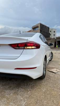 HYUNDAI ELANTRA ANNÉE 2017 image 14