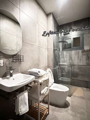 Studio meublé à louer - mermoz image 7