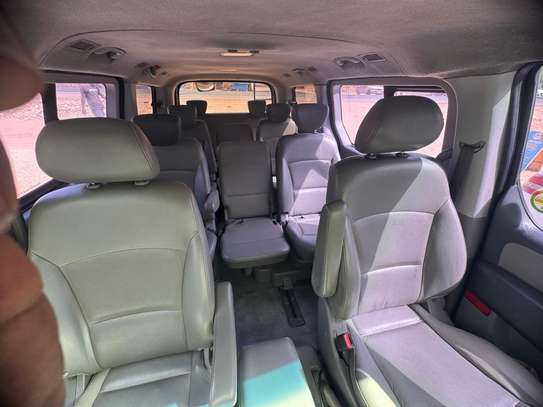 Minibus Starex avec licence transport image 7