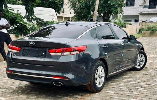 KIA K5 déjà dédouané image 4
