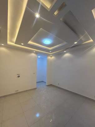 Appartement F4 à louer à Mbao image 4