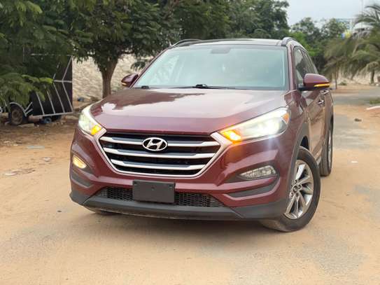 Hyundai Tucson 2017 full option image 2