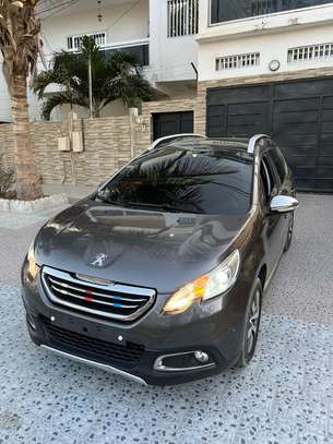 PEUGEOT 2008  ANNÉE : 2017 image 4