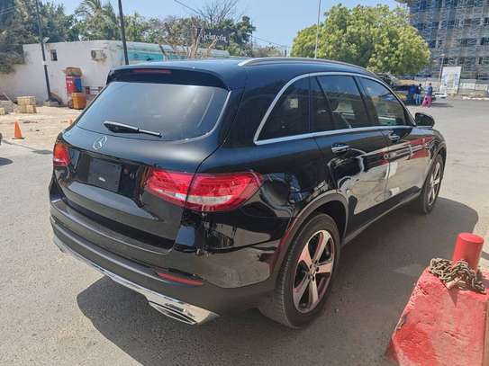 MERCEDES GLC 300. 2017 image 5