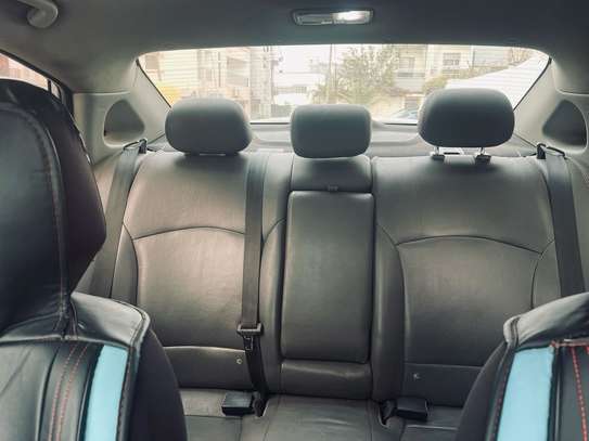 Hyundai sonata 2011 image 2