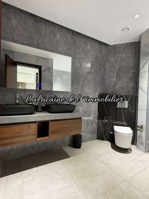 Appartement meublé à aux Almadies - route du méridien image 13