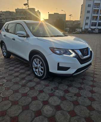 Nissan rogue image 5