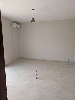 Duplex très moderne avec terrasse à ngor image 5