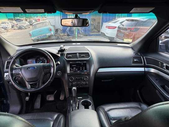 Ford explorer Limited 2017 image 6