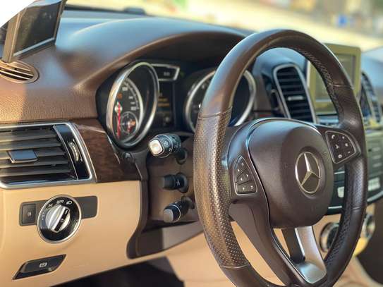 MERCEDES GLE 350 2016 image 13