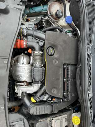Peugeot 2008 2016 diesel manuel image 3
