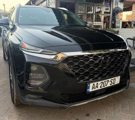 Hyundai  Santafe 5place Automatique  Année  2019 image 3