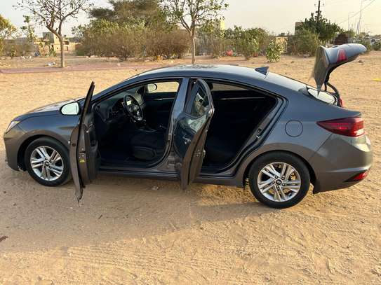 Hyundai elantra 2020 image 11