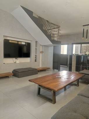 Villa R+1 de 200 m² à vendre à SOMONE KANDA image 5