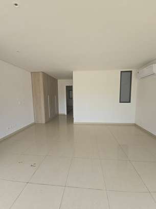 Duplex F4 Corniche Mermoz image 3