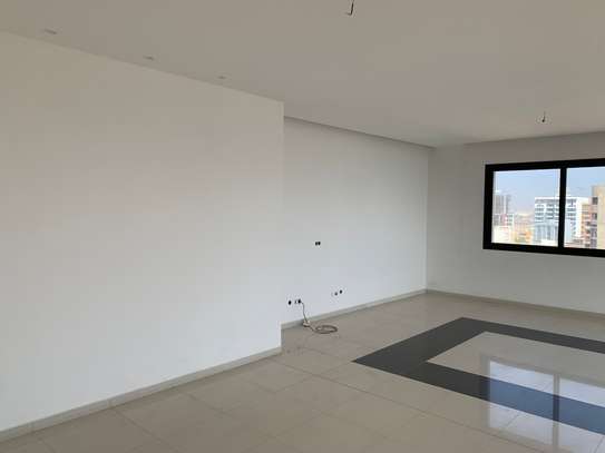 Appartement F5 à louer au plateau image 2