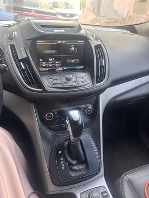 Ford escape image 4
